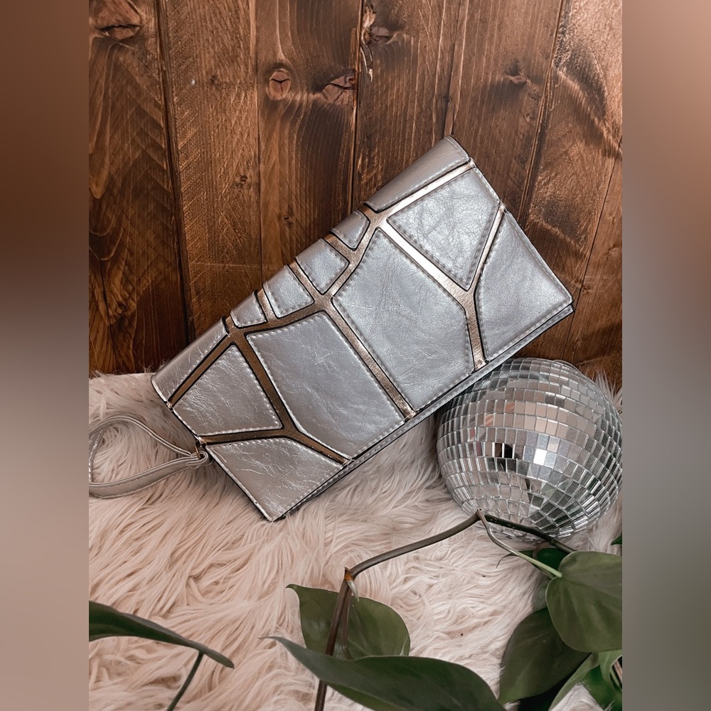 80s silver metallic clutch wristlet